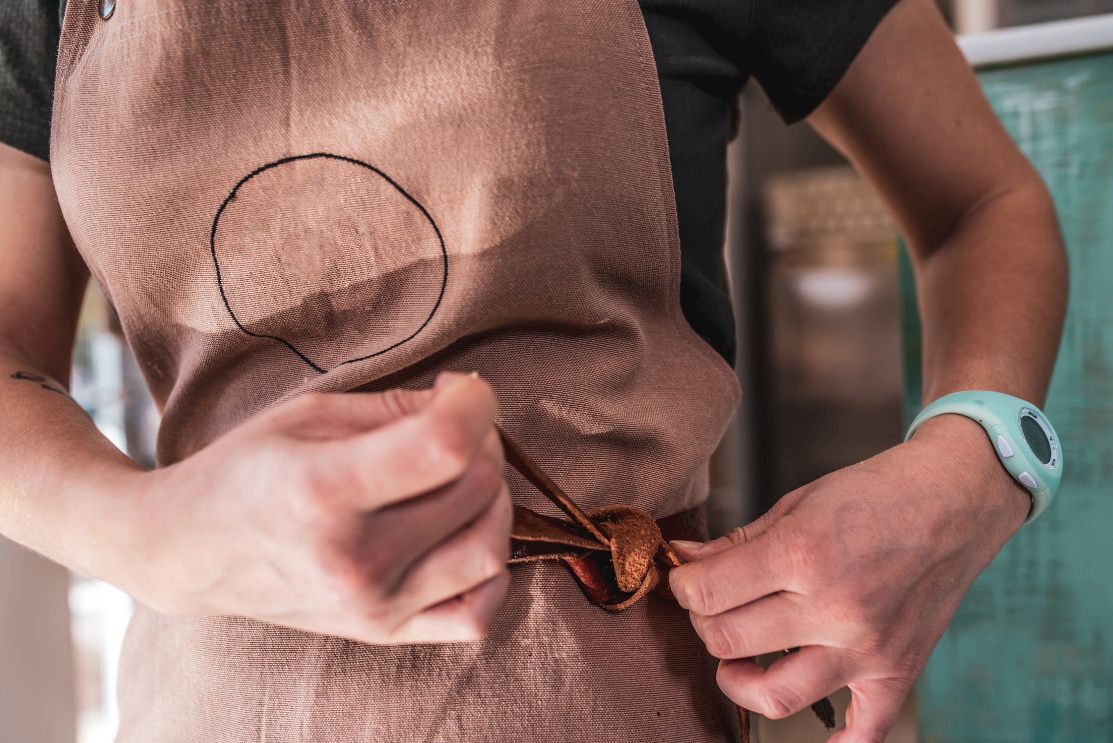 tying an apron